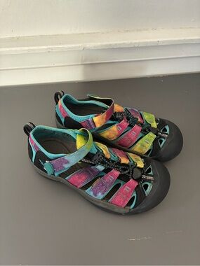 Keen Kids Rainbow Tie-Dye Water Shoes in Teal, Pink, Yellow